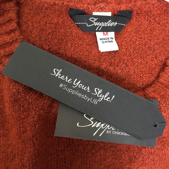 Supplies By Union Bay Angie Side Button Pullover Sweater Medium Red NWT - Picture 2 of 5